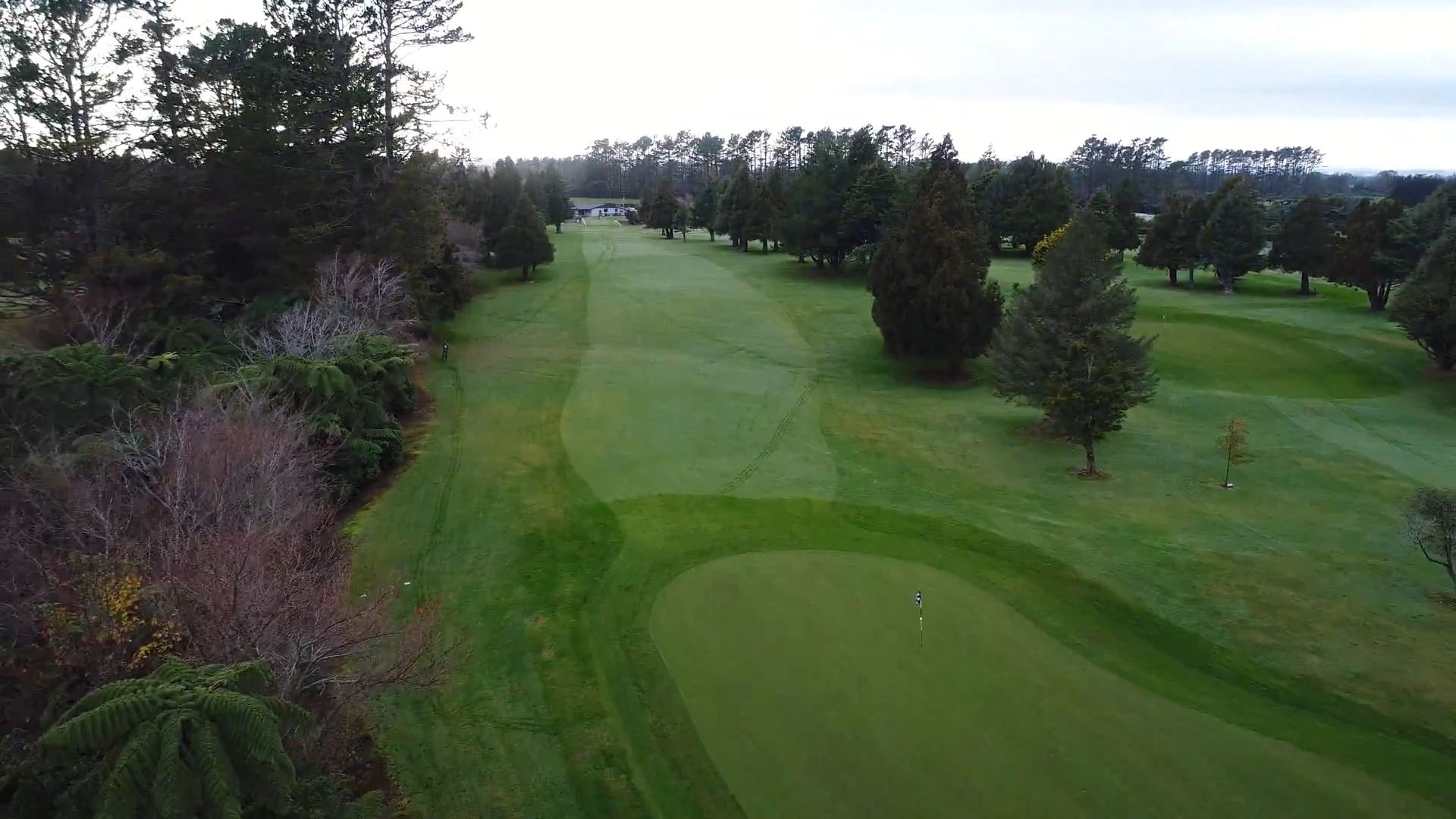 4th Hole – Pouakai Par 4